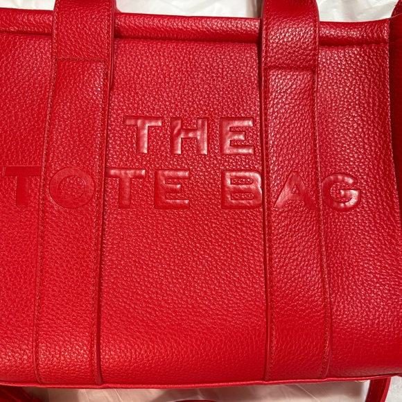 2pc Red The Tote Bag&Wallet Set.Crossbody strap
10.5w,9.5h,4.5 expansion- vegan - Picture 5 of 13